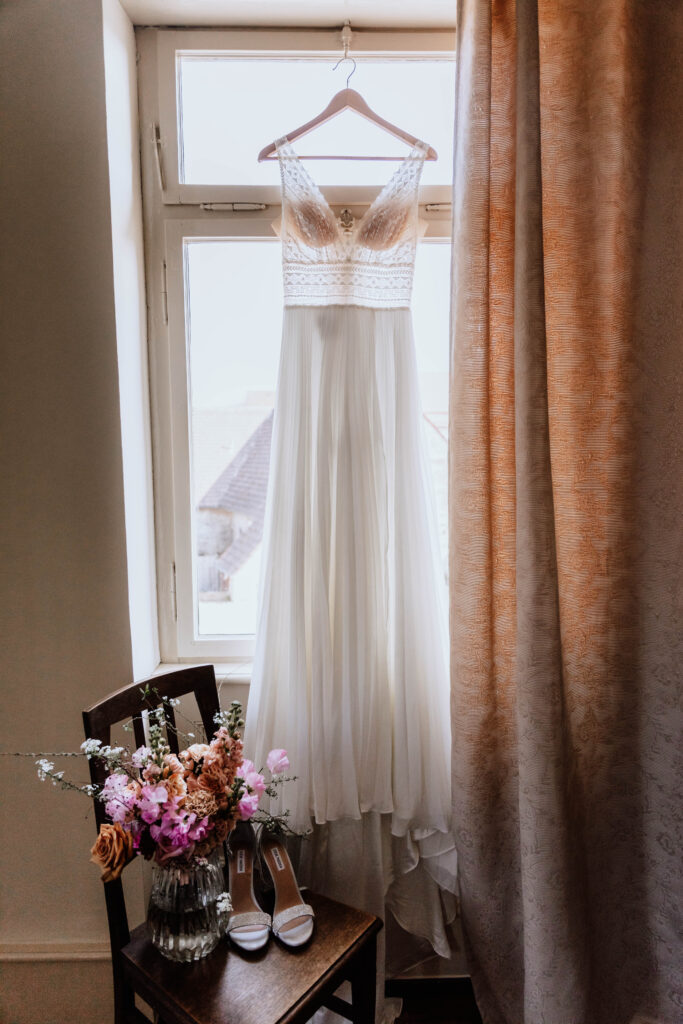 Getting Ready, Hochzeitsfotografie, Bad Schönborn, Raum Karlsruhe, Heidelberg, Mannheim, Pfalz, Babybauchshooting, Schwangerschaftsshooting, Coupleshooting